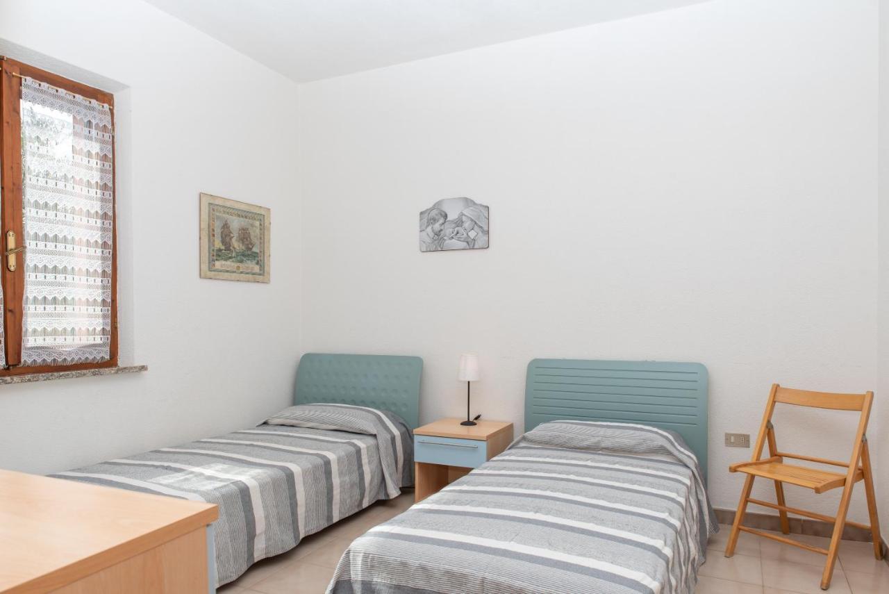 Villetta Corbezzolo San Teodoro  Ngoại thất bức ảnh